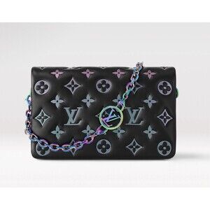 NIB Louis Vuitton Pouchette Coussin Ski Black Holographic M82746 💯% Authentic